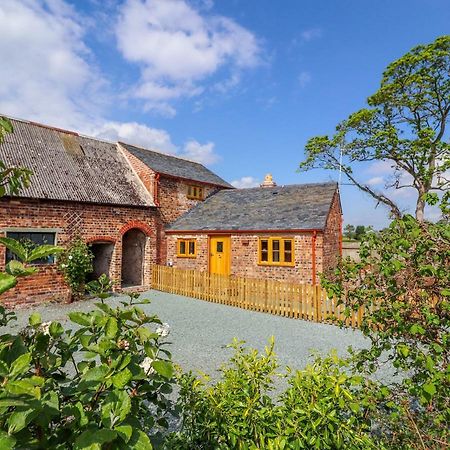 The Tractor Shed Villa Oswestry Buitenkant foto